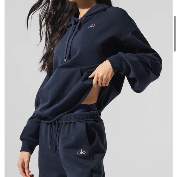 ALO Yoga Navy Hoodie and Sweatpants Set - Picture 2 of 4